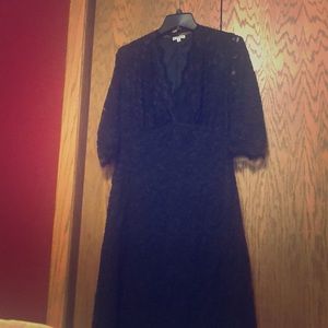 Women’s black lace formal evening dress